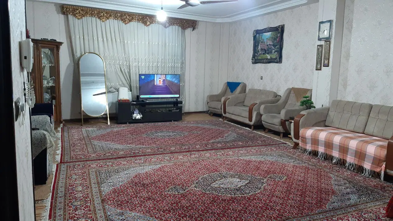 واحد فروشی راسته خیابان مصطفی خمینی