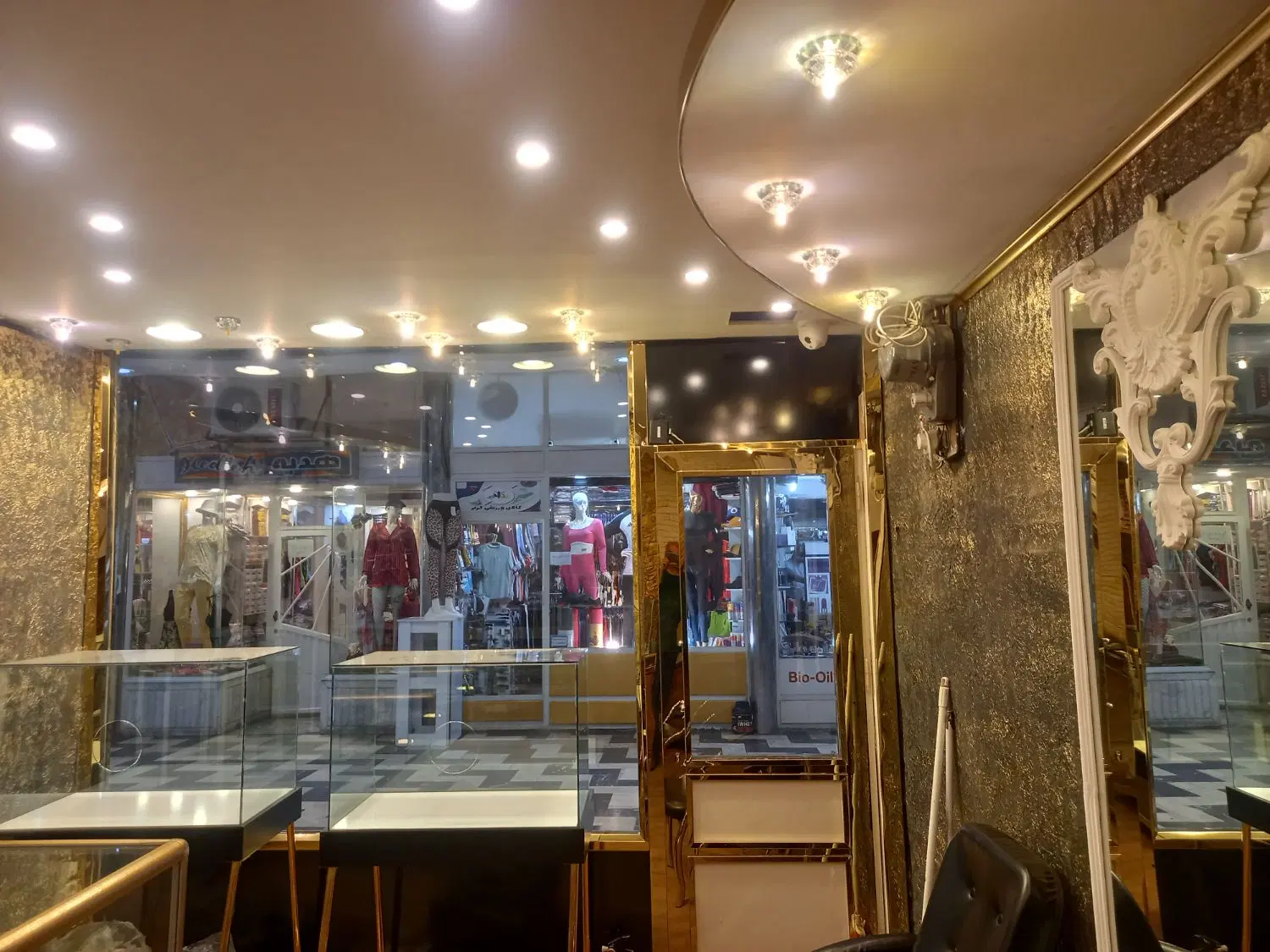 ۱۲ متر مغازه طلافروشی ولیعصر فلکه بزرگ
