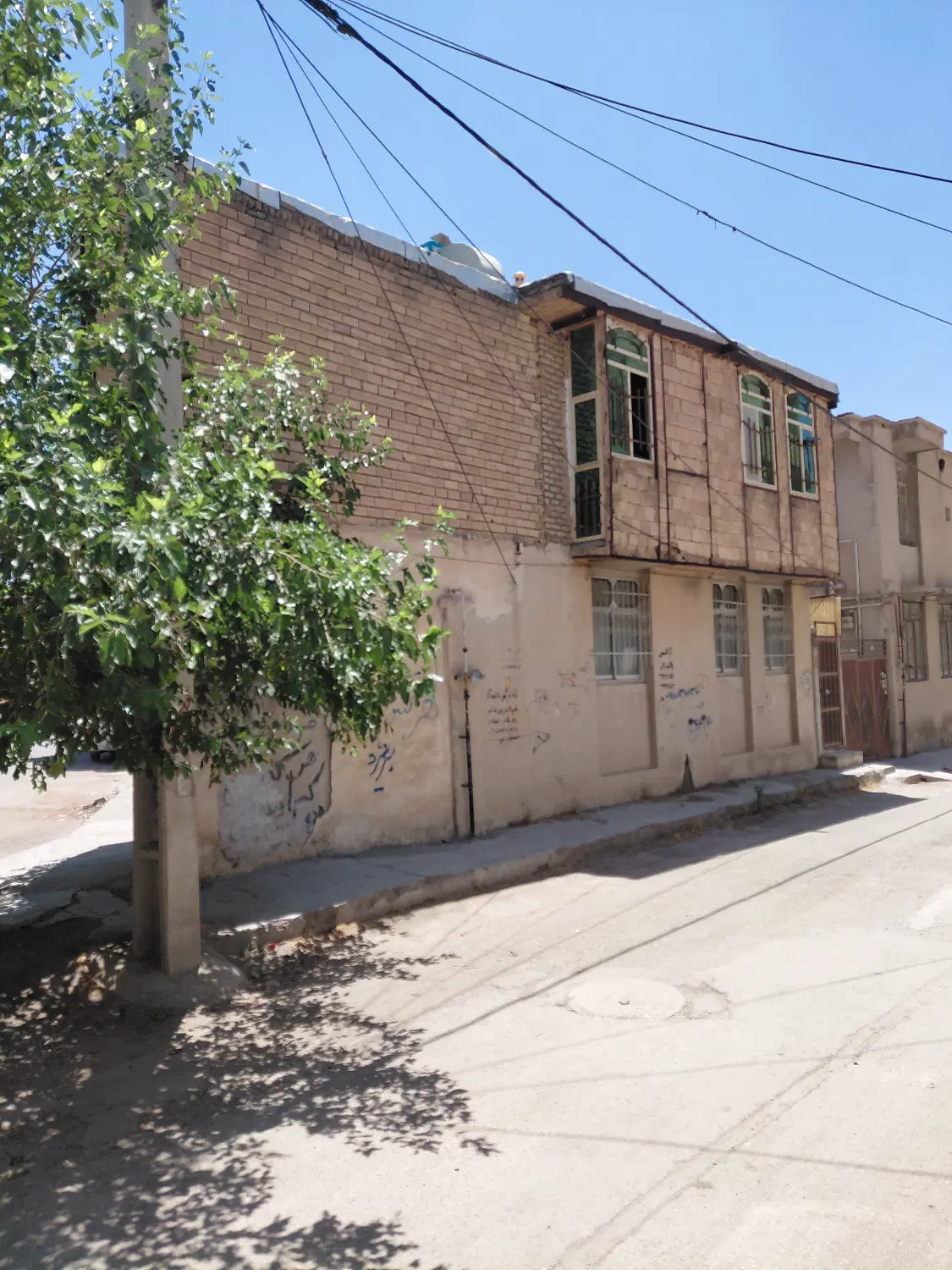 ویلایی دو نبش، مسکن