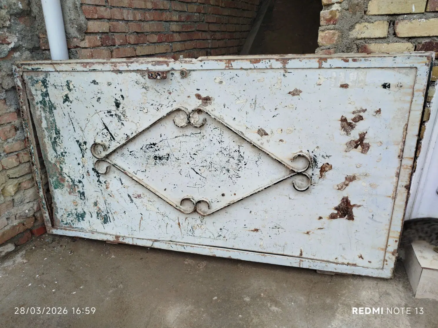 ۱۴۰۰۰درب سنگین حیاط