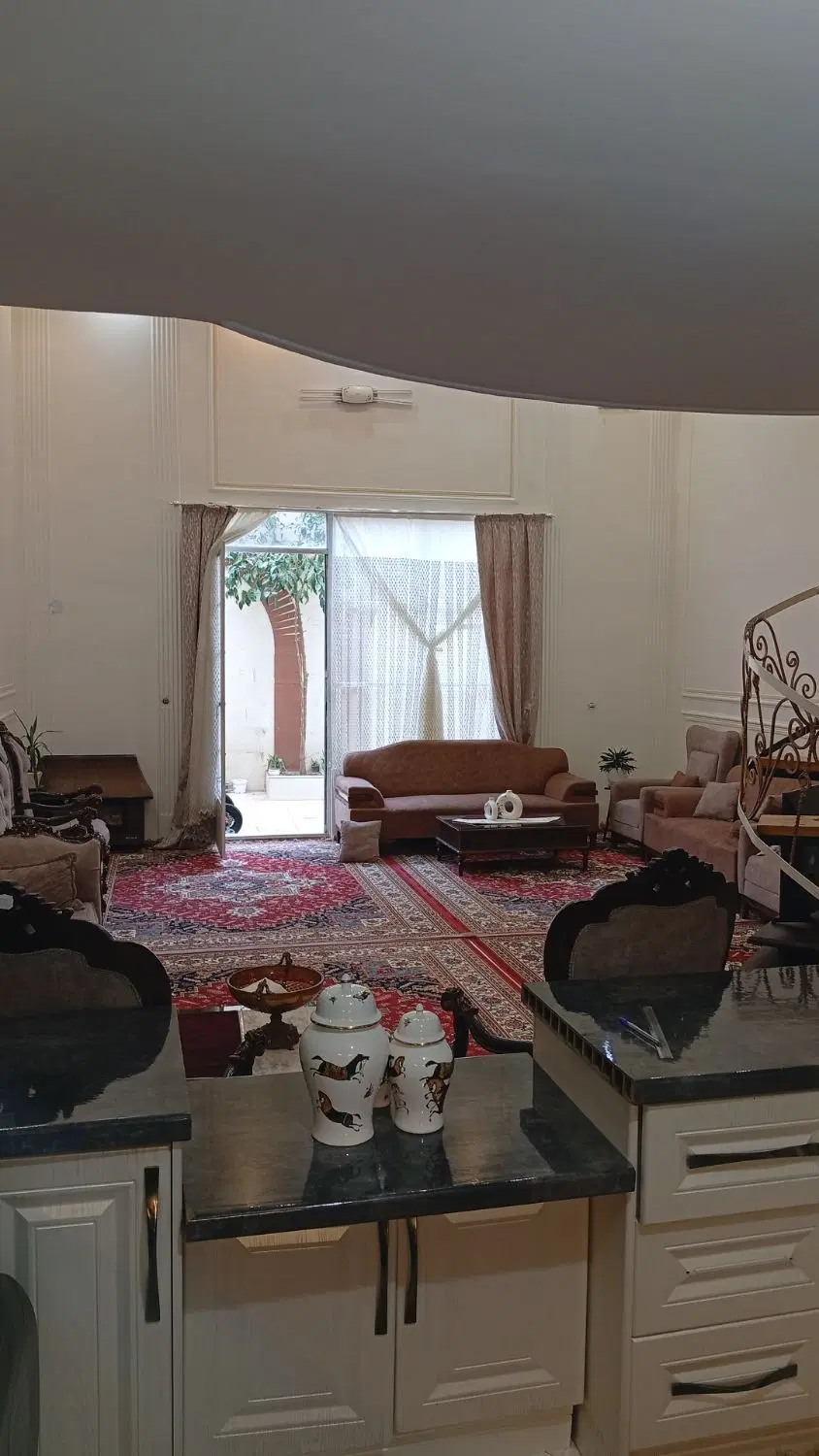 ویلایی دوطبقه مسکونی و تجاری شهرری