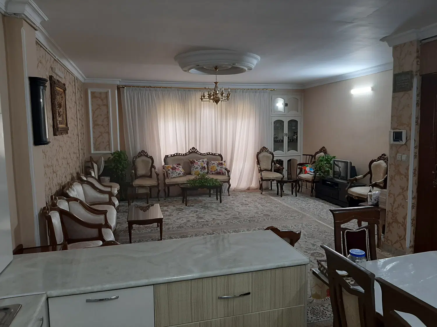 آپارتمان ۱۰۰متری مجد۱