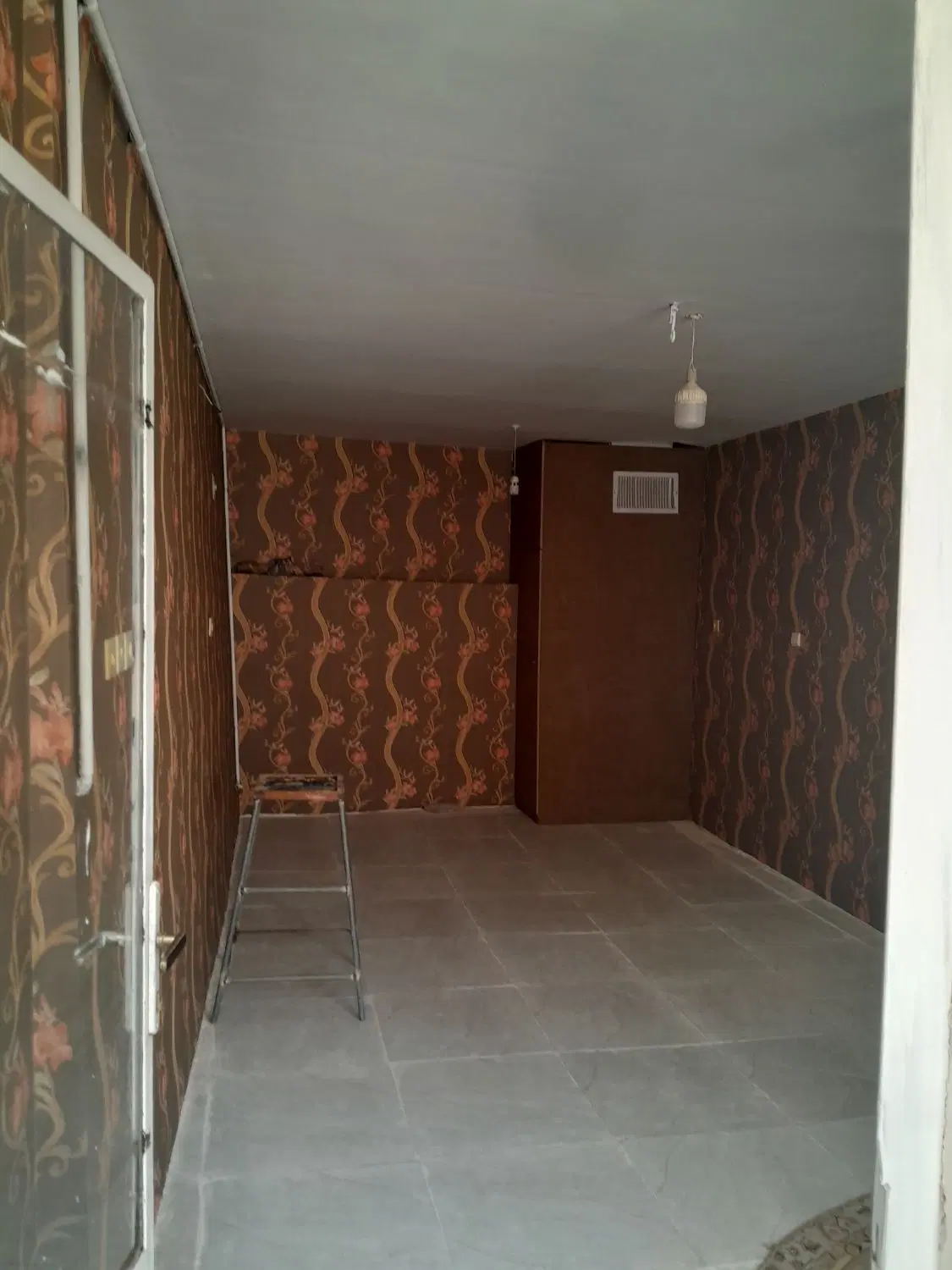 خانه ویلای رضوی ۲۳ سرکوچه شیرینی فروشی داخل کوچه