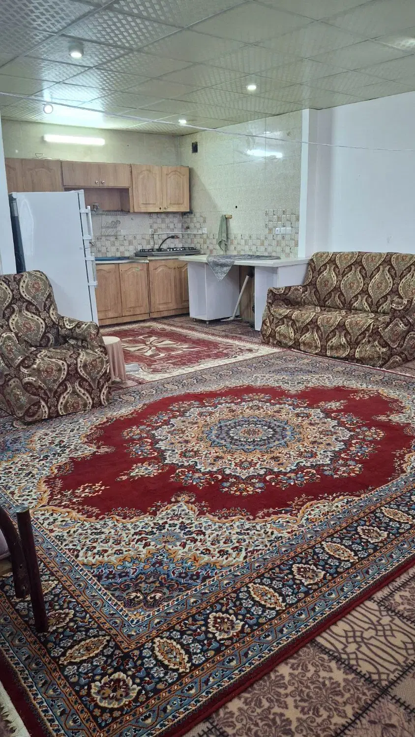 سوئیت تمیز و مرتب در میبد