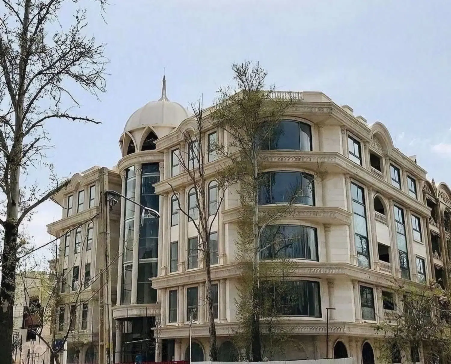فروش واحد آپارتمان دوخوابه ۹۷ متر مفید سال ساخت ۹۶