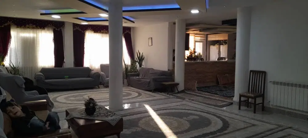 ملک تجاری و مسکونی چهار راه معاد