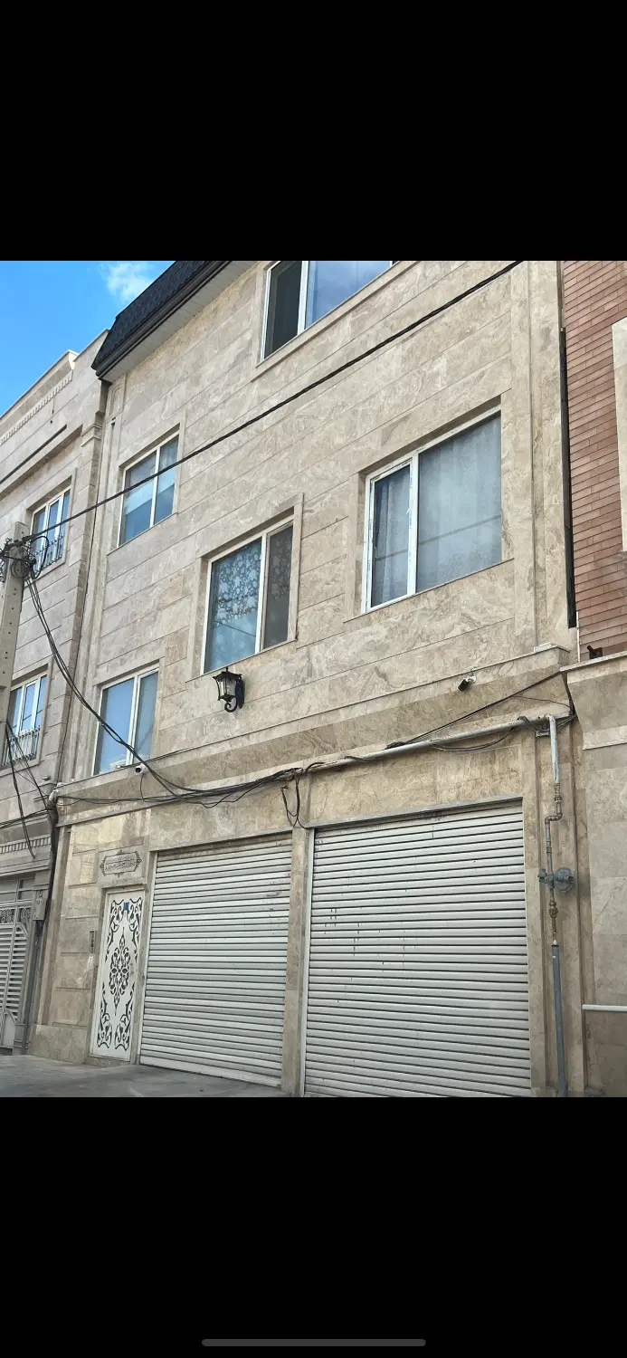 ۱۴۰ متر ویلایی همکف حیاط اختصاصی پارکینگ اختصاصی