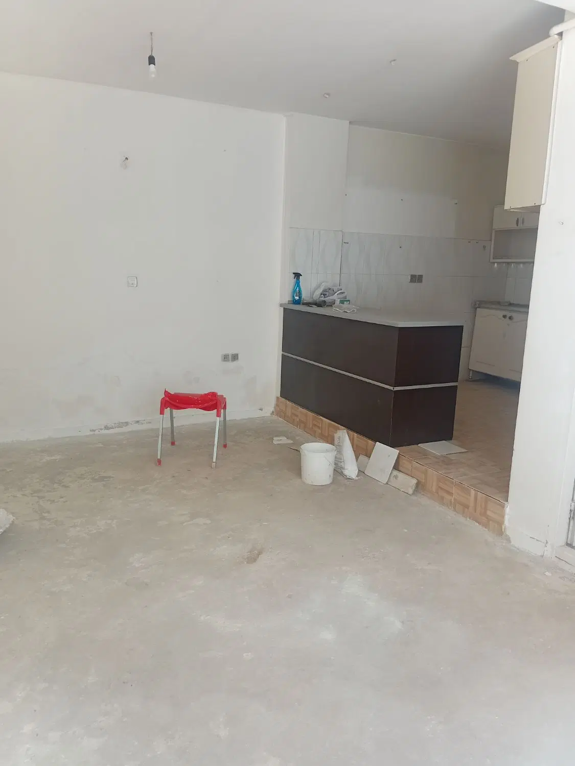 رهن حیاط ۶۰ متری