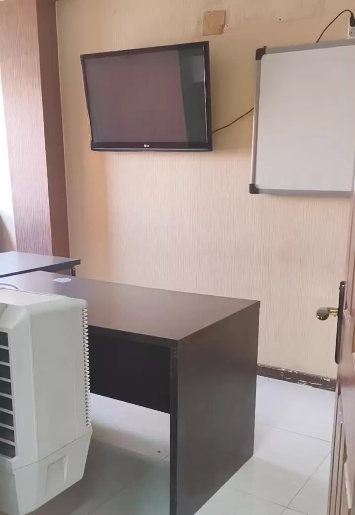 دفتر کار اشتراکی مناسب کلاس آنلاین و جلسه