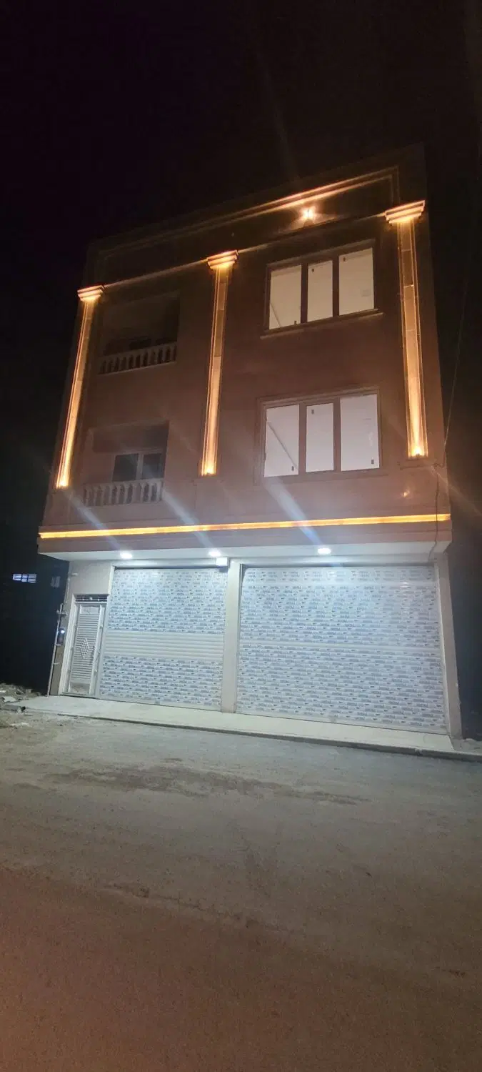 آپارتمان ۹۰ متری منزل آباد