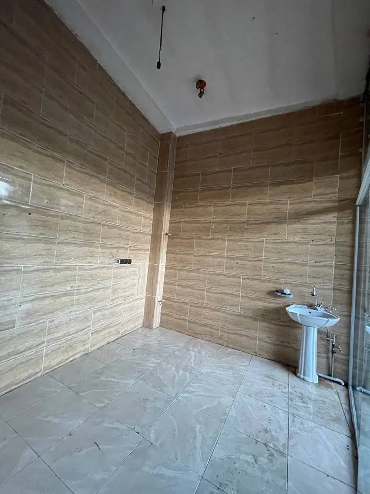 مغازه فروشی ۱۲ متر خیابان دوم کیانشهر،۱_۹۰۰