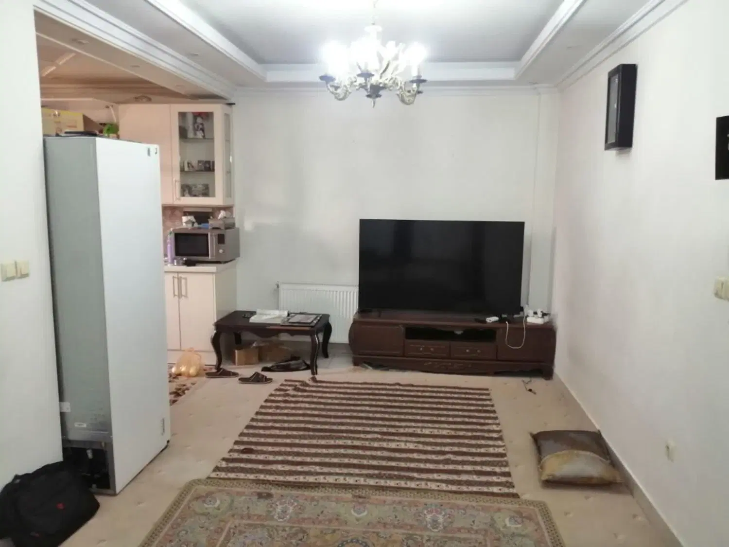 آپارتمان۶۱متر_دوخواب_تک واحدی _آسانسور دار