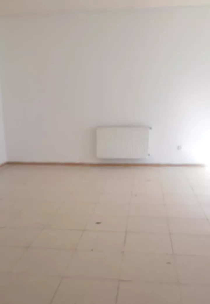 آپارتمان۸۵ متری پرند