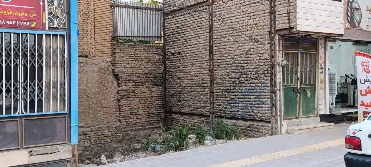زمین تجاری خیابان آزادگان