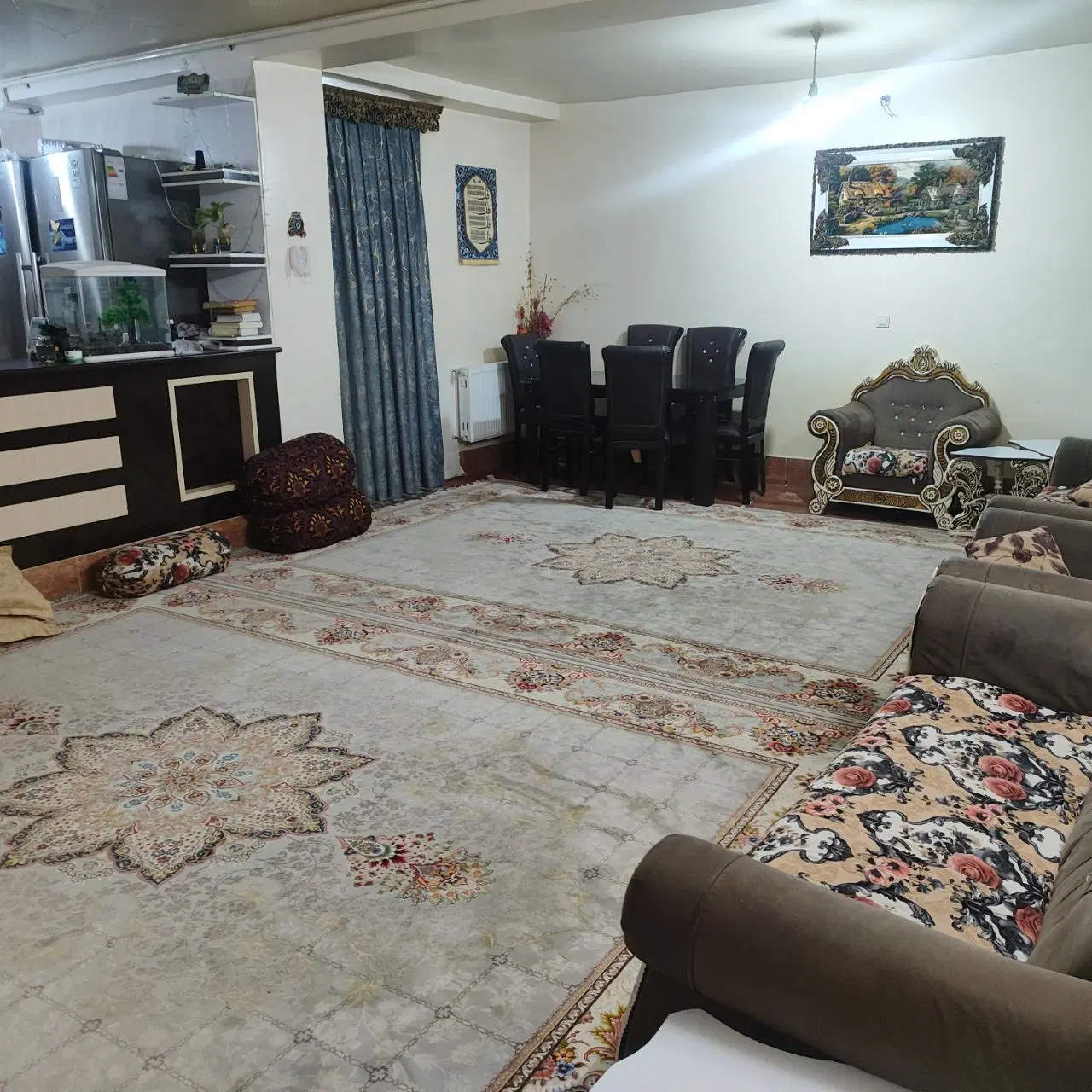 واحد همکف خیابان طباطبایی مجتمع ابریشم