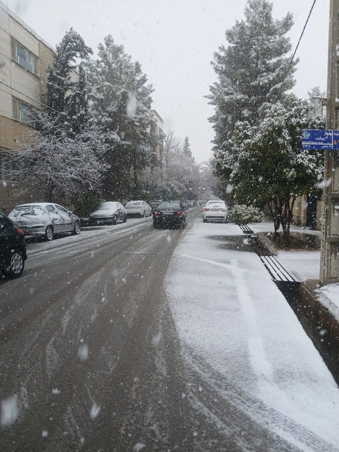 خوابگاه دخترانه