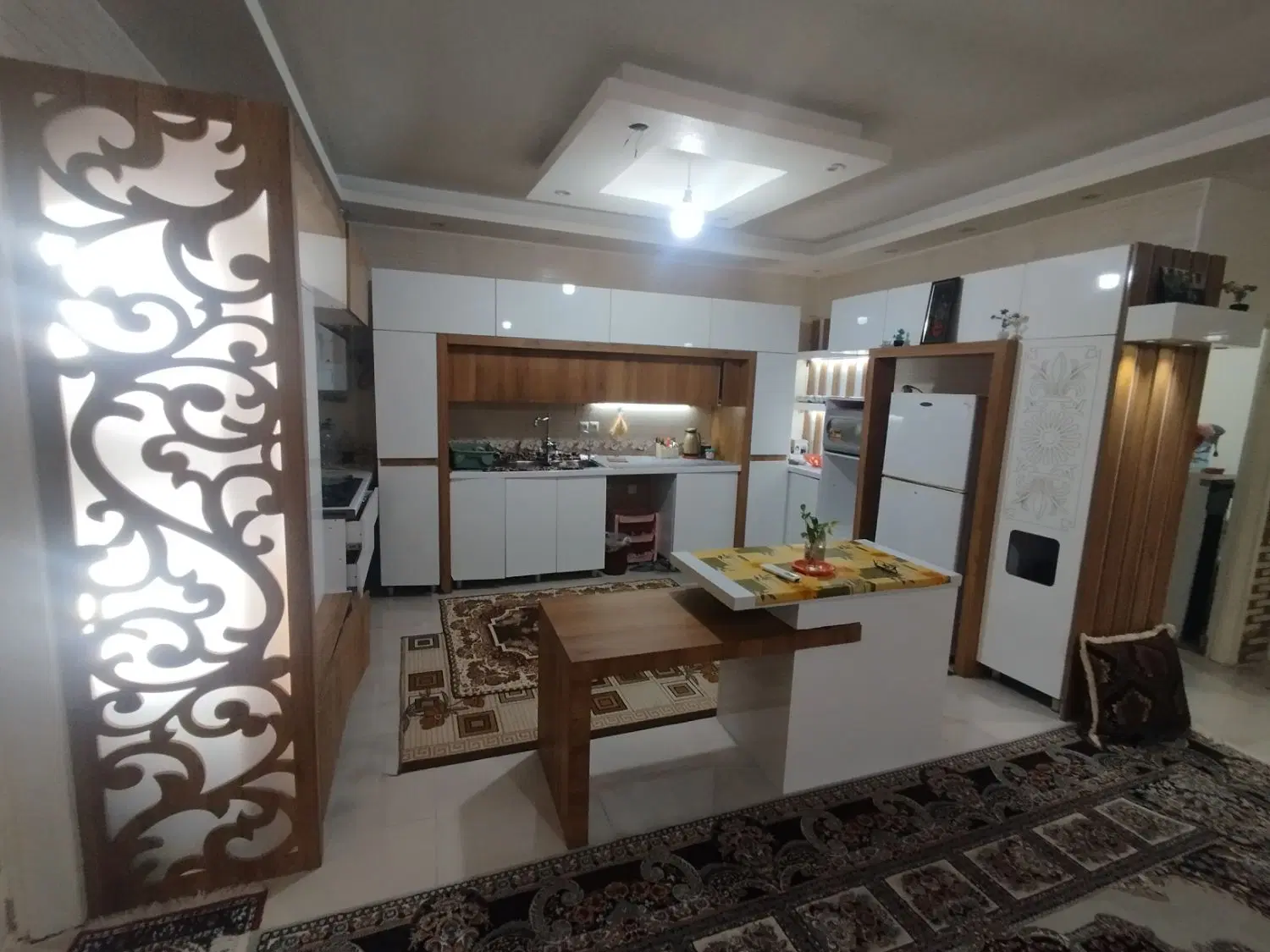 فروش ویلایی_سه خواب همکف_سبزآباد(بیژن گرد)