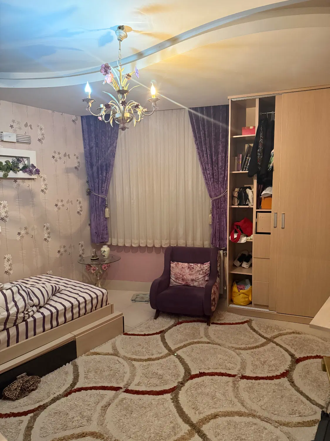 آپارتمان تک واحد ۴ خوابه جمهوری حافظ