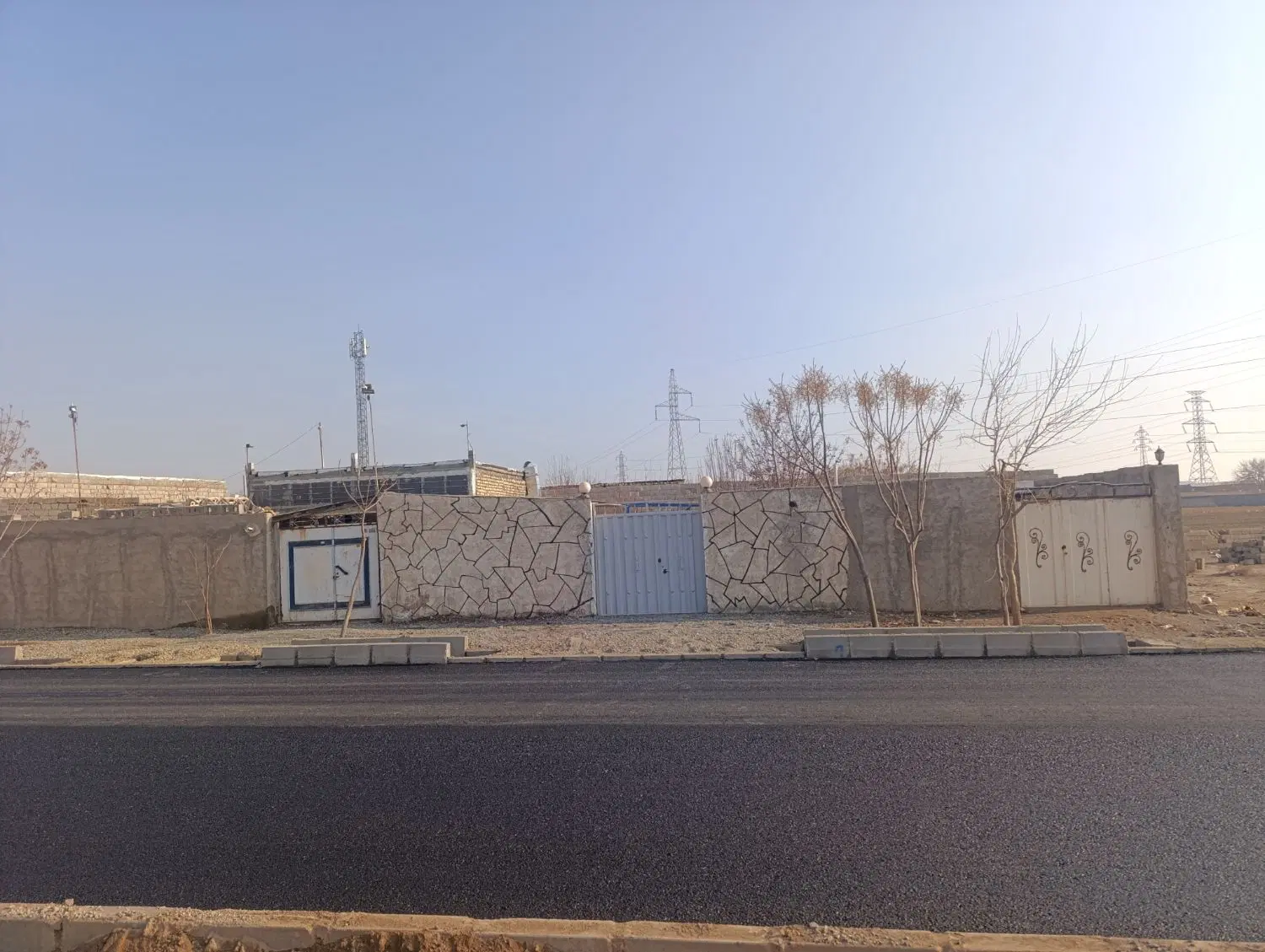 ملک بحر جاده اصلی