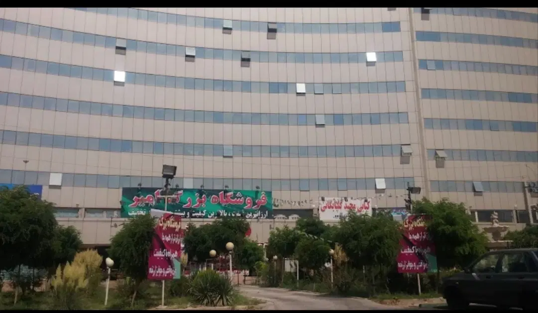مهرشهر برج لادن _ ۶۵ متر _ ۲ خواب _ رو به نما