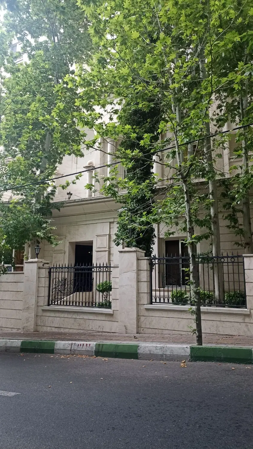 110متر_ دو خواب_ قیطریه