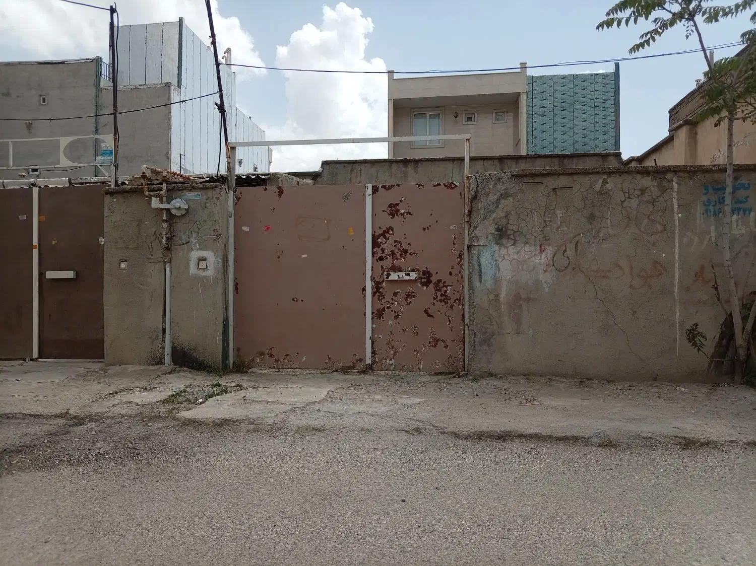 خانه گنبدی۲۱۲متری جنوبی بر۱۰_۵جنوبی کوچه صفدرجوهری