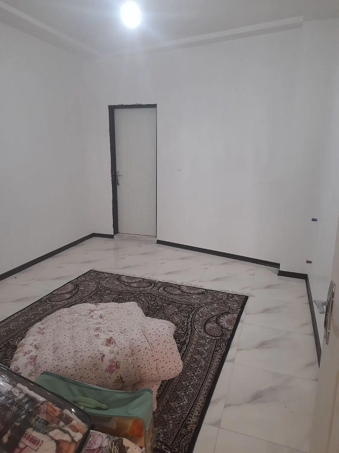 واحد۱۴۰متری گاوخانه