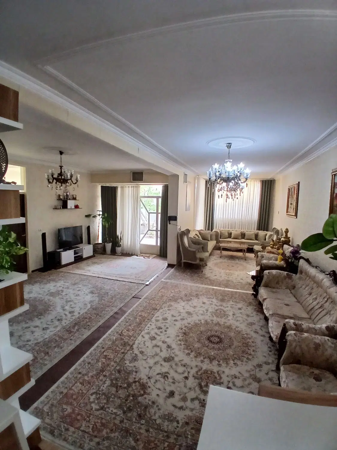 خانه ویلایی ۳۴۰متری