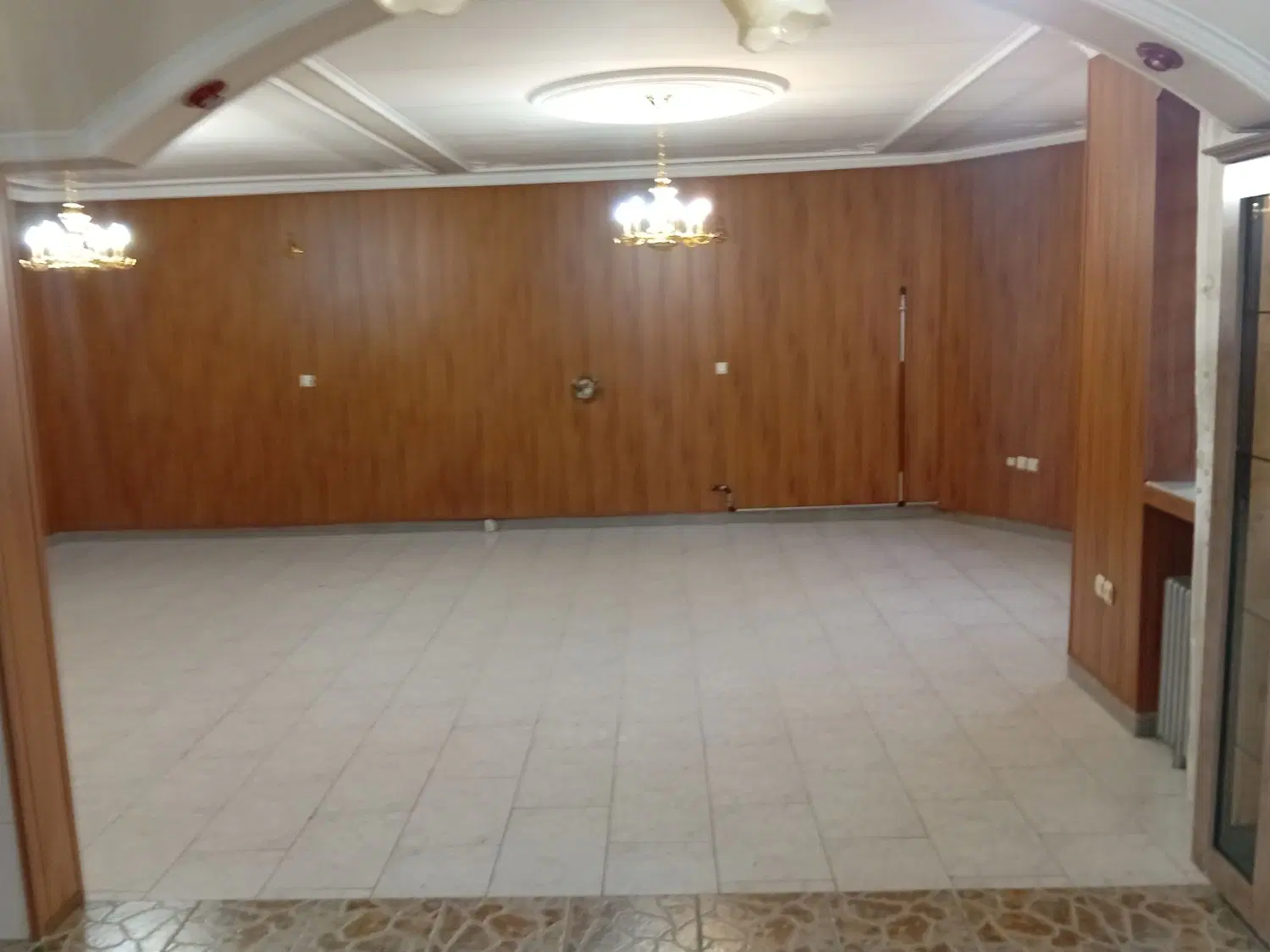 منزل در بستی دو سرویس سعدی گلستان