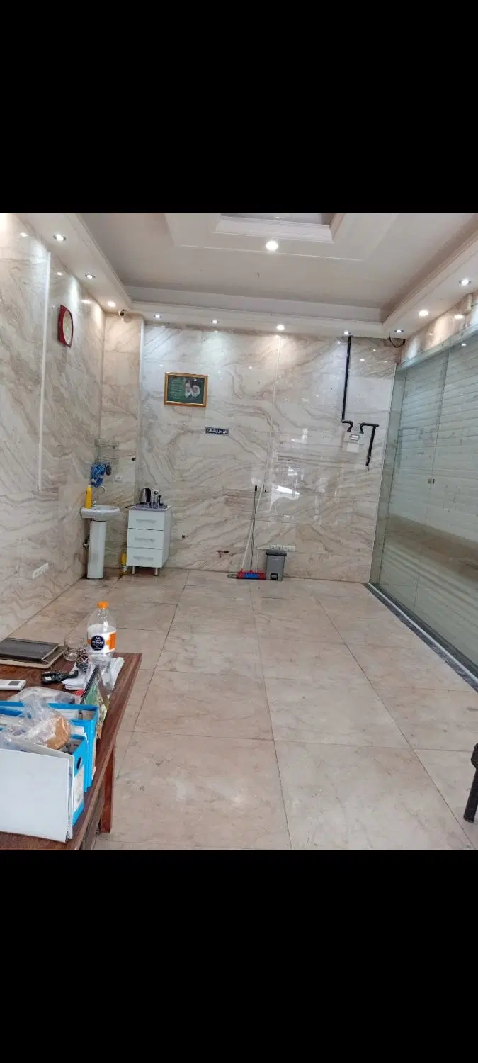 مغازه ۳۲ متری مناسب تمامی مشاغل