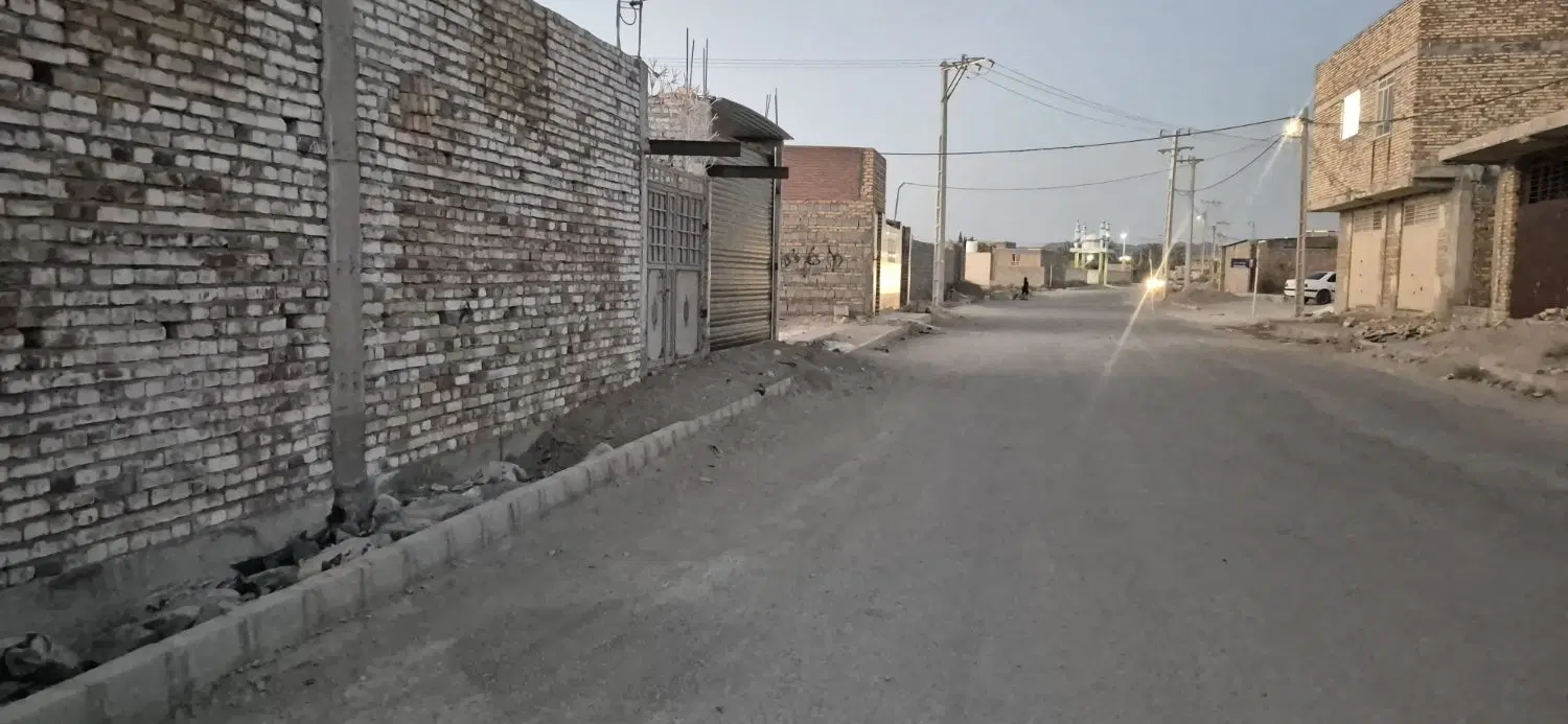 فروش منزل نیمه کاره با دودهنه مغازه تجاری