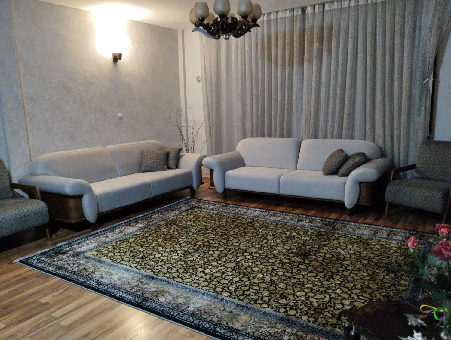 46متری با پارکینگ و انباری در بهترین لوکیشن پیروزی
