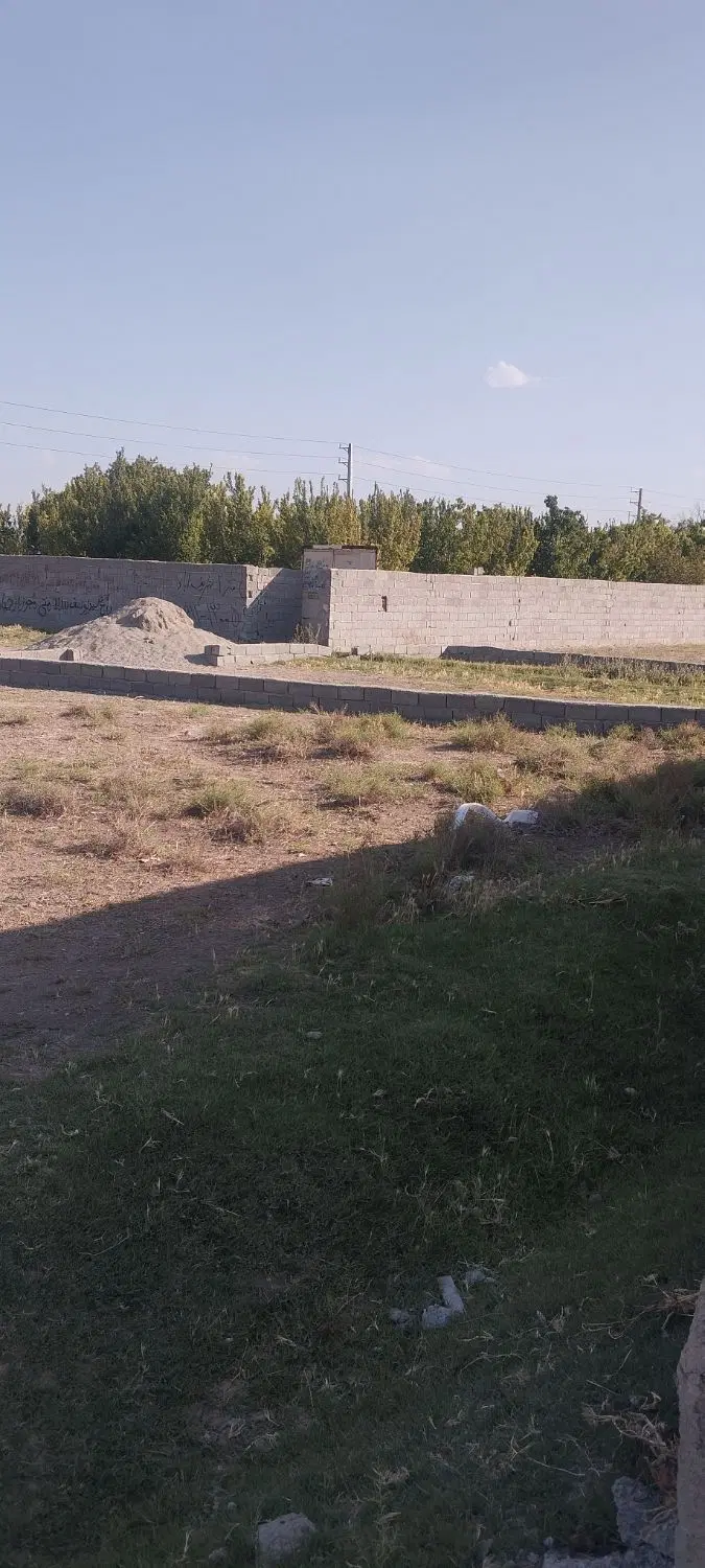 زمین ۱۳۰ متری