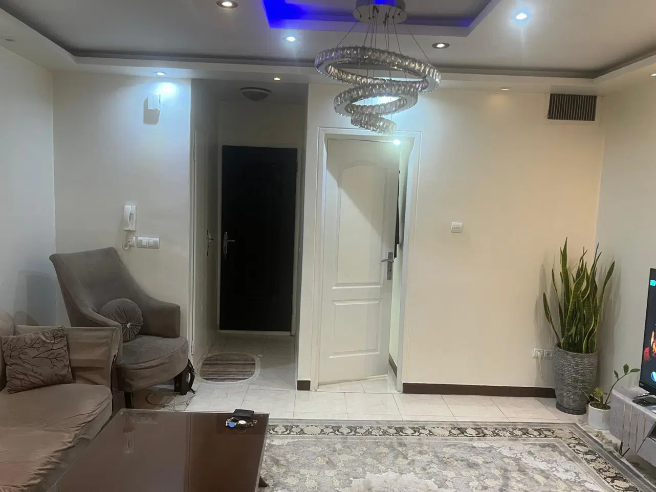 آپارتمان۴۵متر۱خوابه(پارکینگ)کمیل نرسیده به سلسبیل
