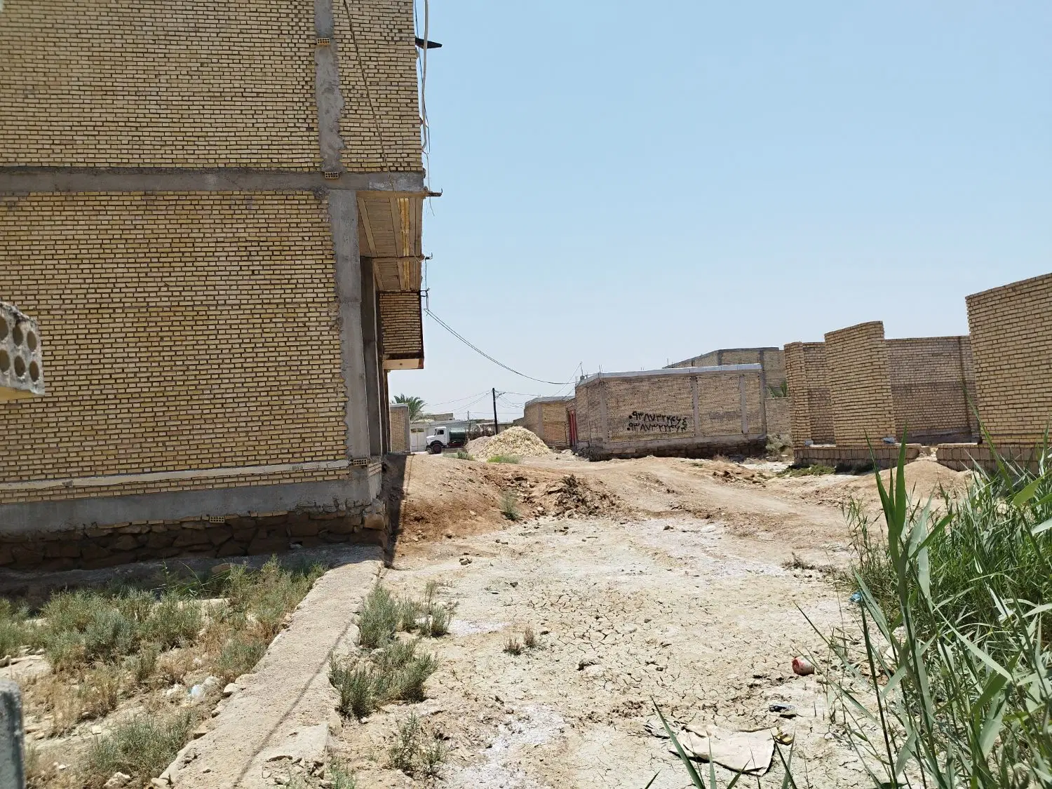 زمین صوفی آباد