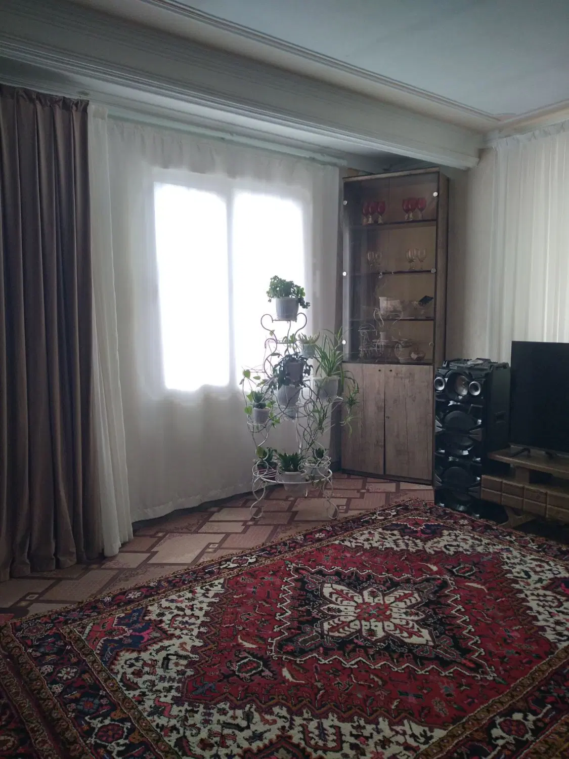 رهن کامل یک واحد آپارتمان با بهار خواب