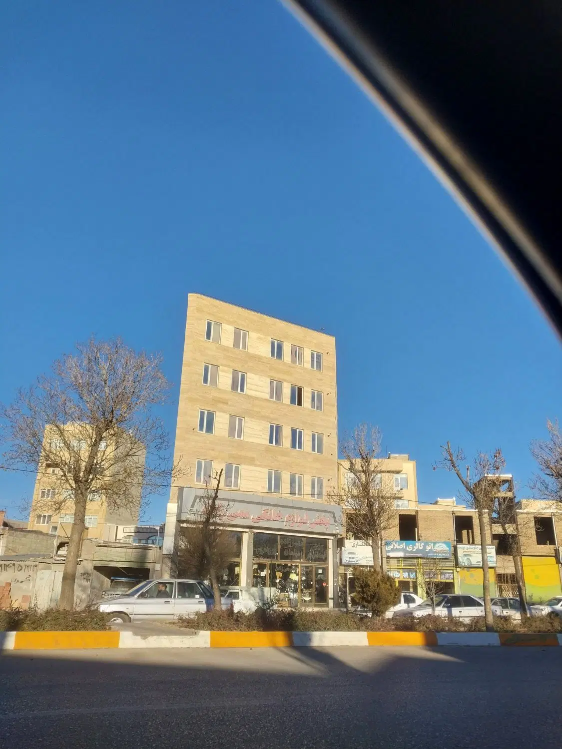 اجاره واحد خدماتی