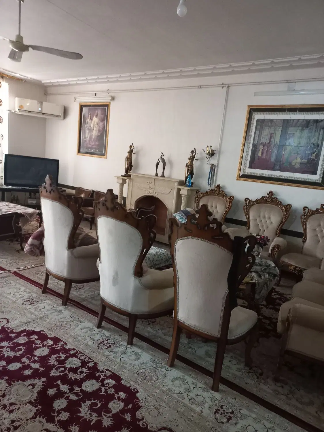 فروش خانه ۲۵۰متری ومغازه ۵۰متری
