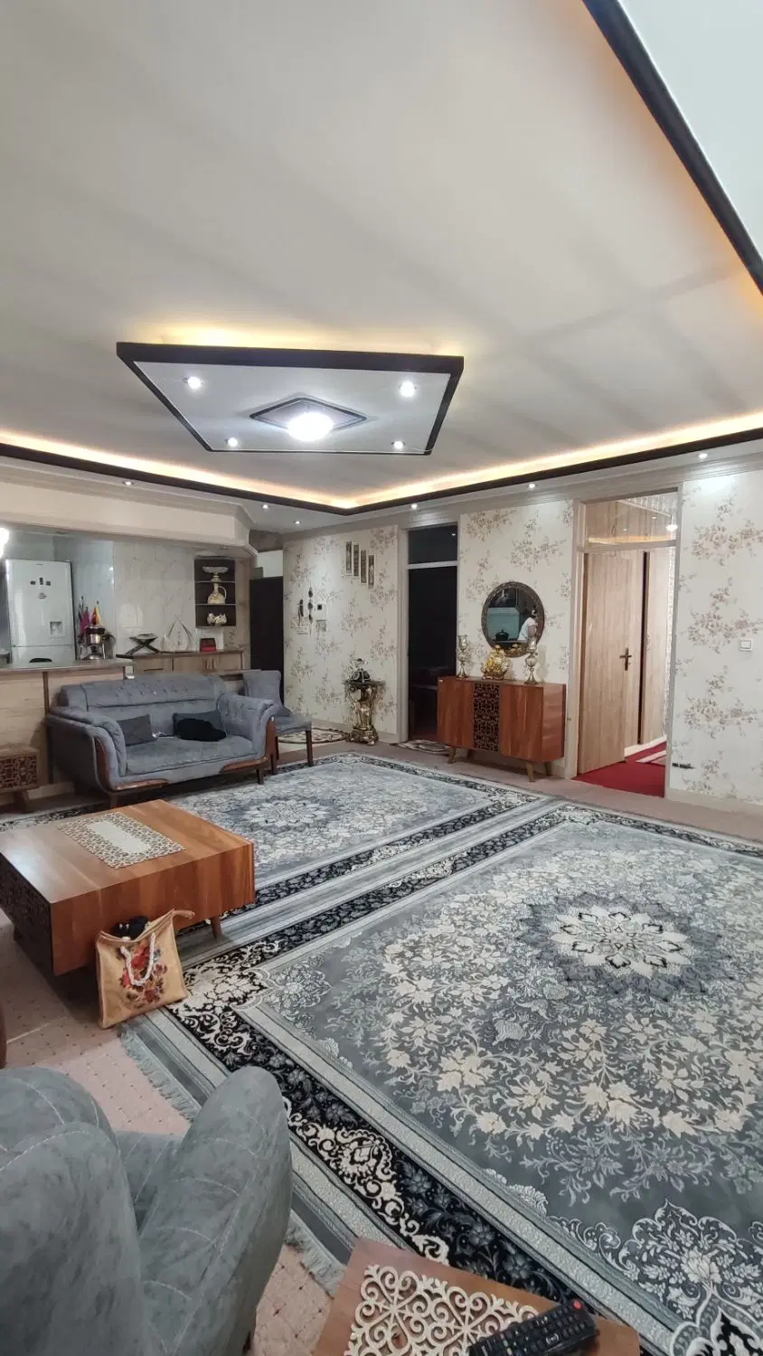 آپارتمان مسکونی