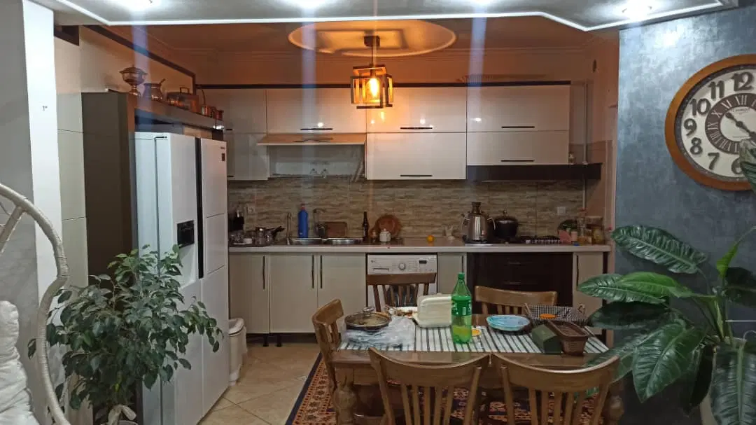آپارتمان ۱۱۰ متری عدالت ۳۵