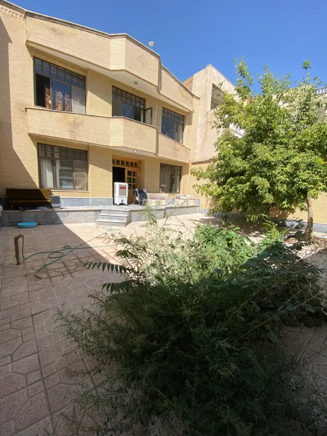 اپارتمان شهناز لک لر