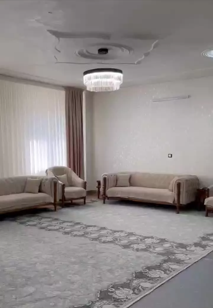 فروش فوری واحد ۱۱۰ متری کریم خان
