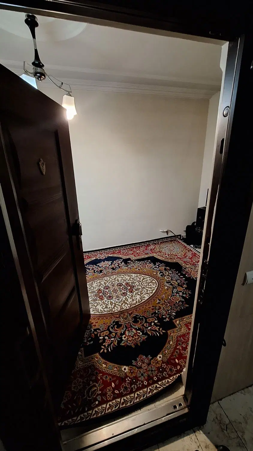 ۳۸متر  پارکینگ فقط برای طبقه ۴هست