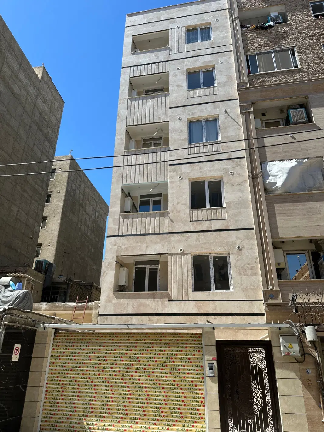 ۶۳ متر تک واحدی