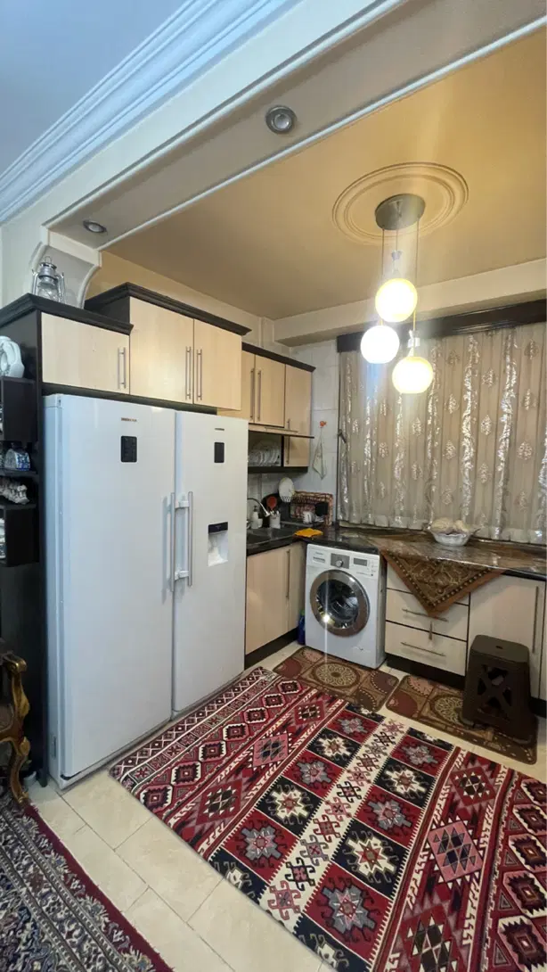 ۱۹۲متر بنا۳طبقه مجزا_۳طبقه یکجا_پارکینگ دار_غفاری