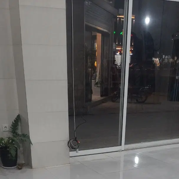 مغازه به رهن واجاره داده میشود