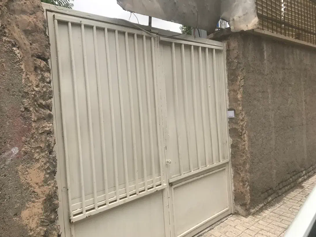 خونه حیاط دربست