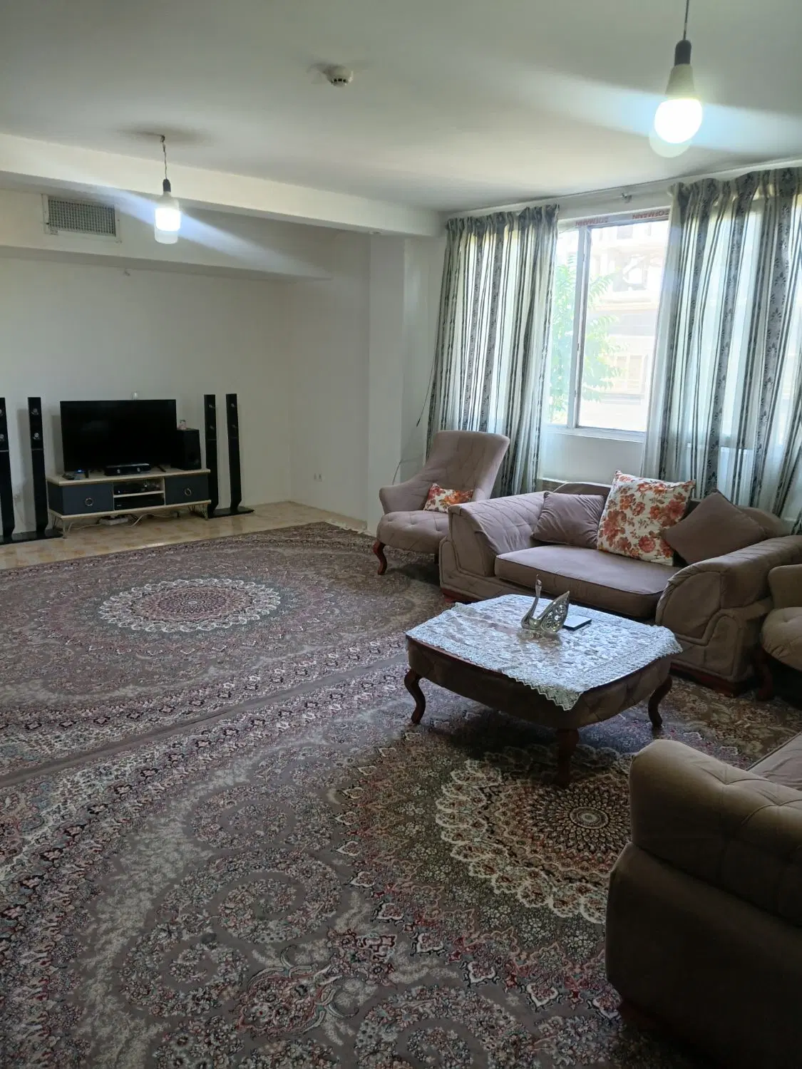 اجاره خانه ۱۰۰ متری شهرک مدنی
