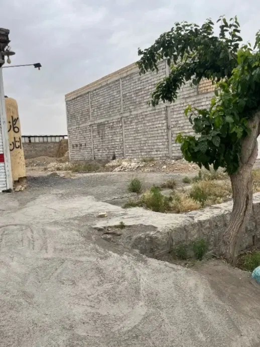 زمین ۵۰۰ متری بر خیابان اصلی