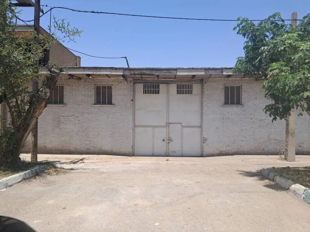 ۱۸۰۰ متر . دو بر